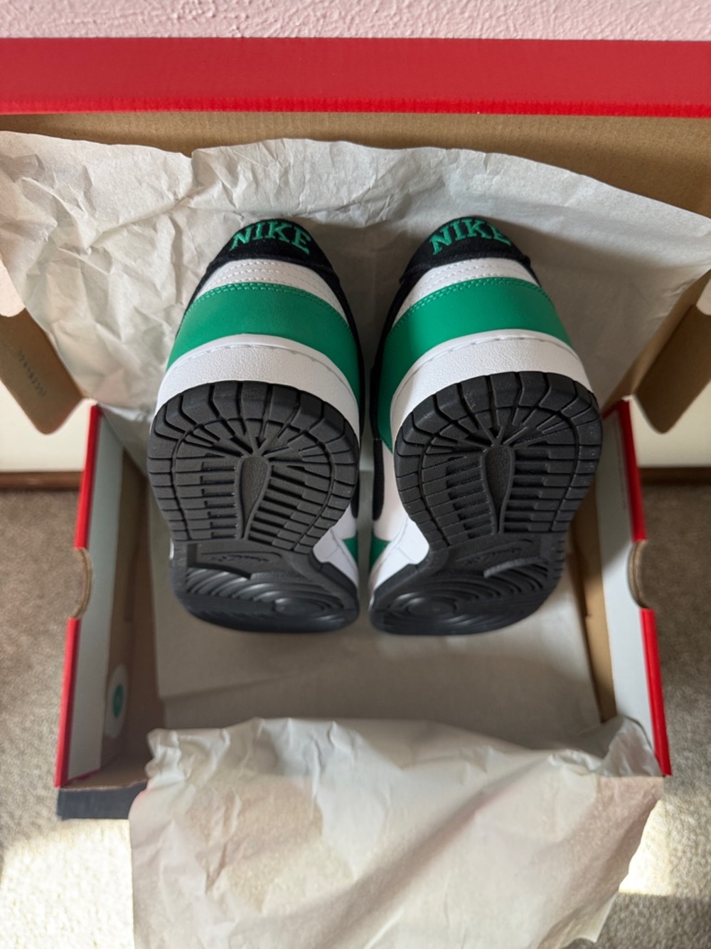 Nike Dunk Low Celtics Low-Top Sneakers in Green, White & Black - Picture 7 of 14